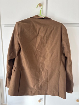 Berto Lucci men's suit brown modern fit size 50 like new