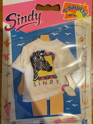 Sindy doll clothes card new