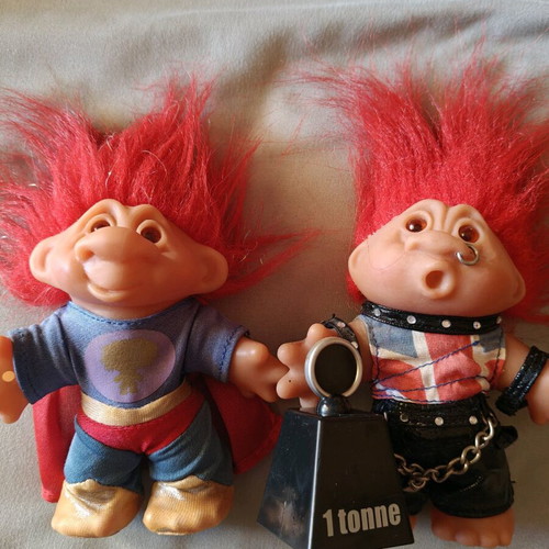 Collectible figures 'Efhoulides'