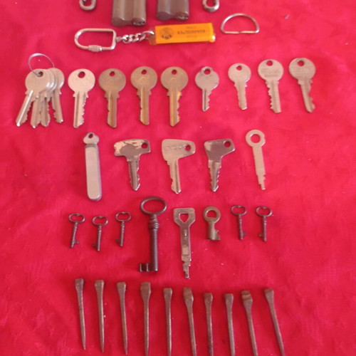 Vintage keys and hand-forged nails used, lot of 40 items