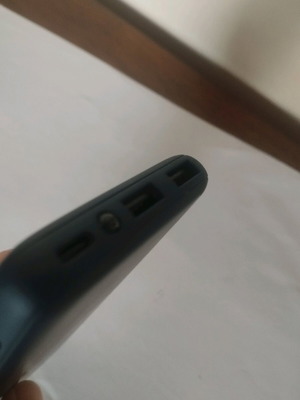 INIU power bank 10,000 mA like new