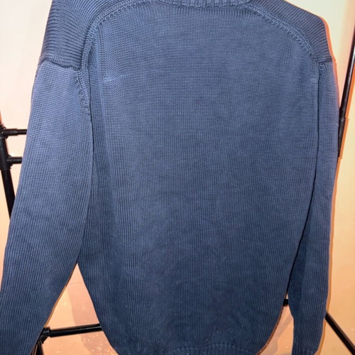 Men's Lightweight Knit Top Blue like new