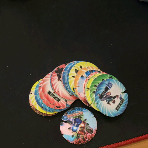 Monsuno taps pack of 25 used