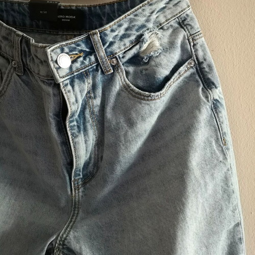 High Rise Jeans Vero Moda new, loose fit W29, blue