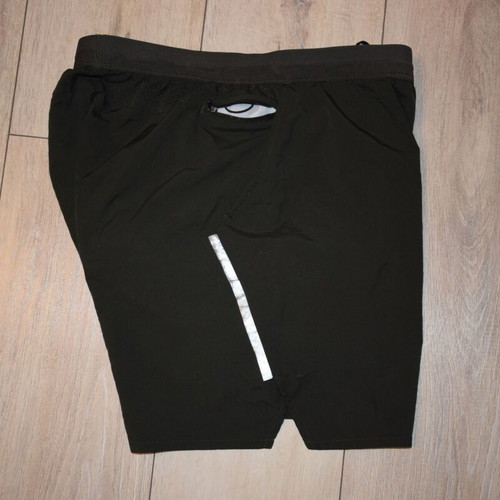 Nike Light Shorts Men size M used, green