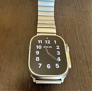 Apple Watch Ultra titanium