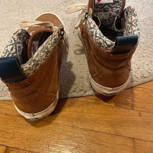 Vans suede boots like new, size 38, brown