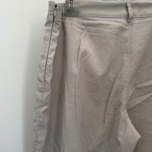 Vassia Kostara 3/4 summer pants like new, size L, gray
