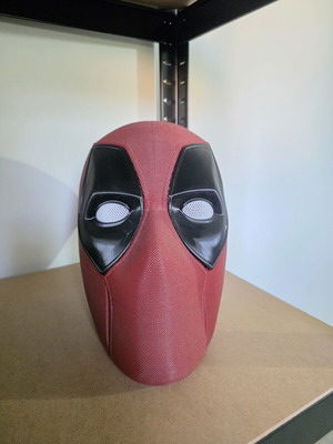 Κράνος Deadpool 3d εκτυπωμένος με PLA, καινούργιος