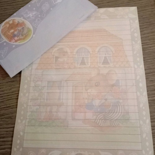 Correspondences like new, each with envelope and sheet