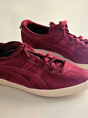 Onitsuka Tiger Delegation Mexico αθλητικά παπούτσια, κόκκινο σουέτ, νούμερο 42.5