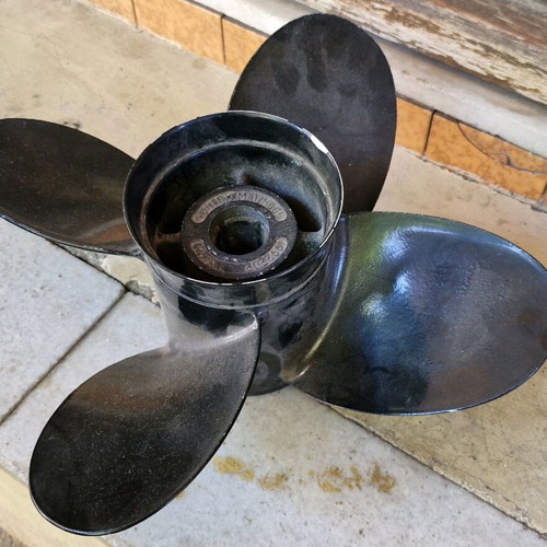 Aluminum 4-Blade Propeller like new