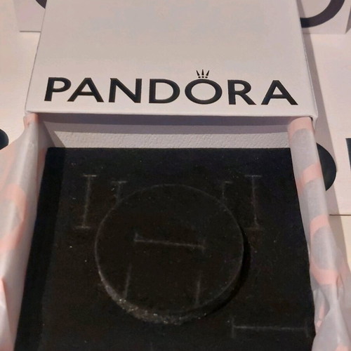 Pandora box like new