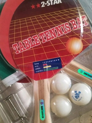 Wooden Ping Pong Set with 2-Star Table Tennis Bats, Net and Balls