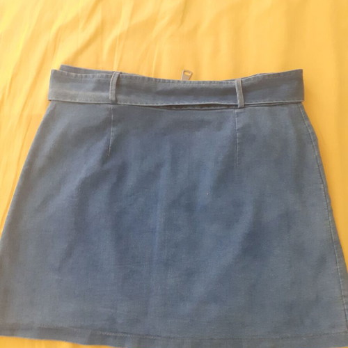 Mini denim skirt new, blue, with zipper and belt