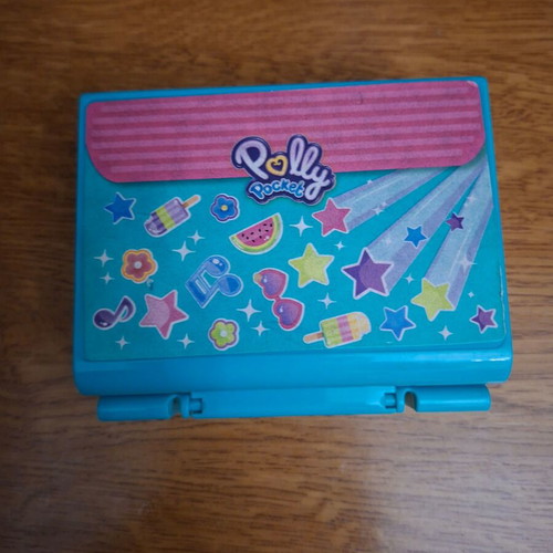 Polly Pocket Mini Middle School Compact used, Mattel model GFM48 FRY35