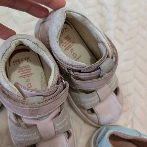 Children's shoes used, sizes 23-25, box set