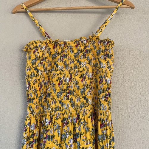 Zeva cotton floral dress yellow used, elastic top, S/M