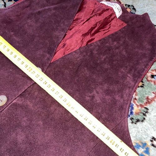 Vest size M/38 like new