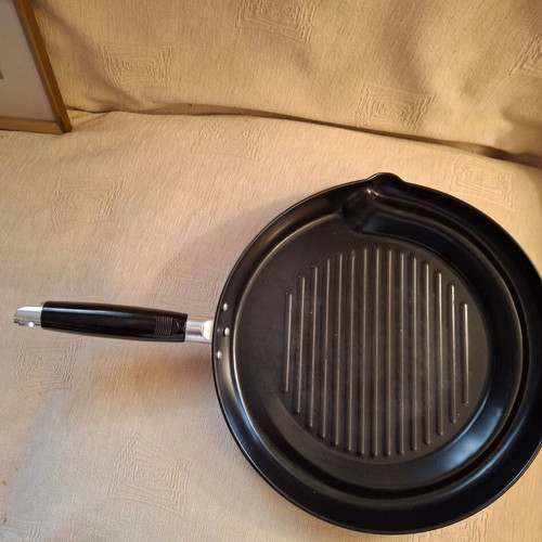 Grill Pan 30cm like new