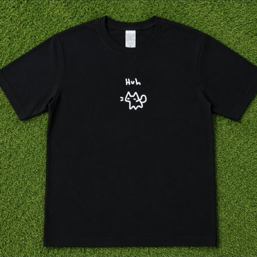 Black T-shirt with Huh Cat print, size L
