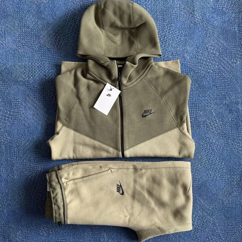 Nike Tech Fleece tracksuit new, size S, multicolor