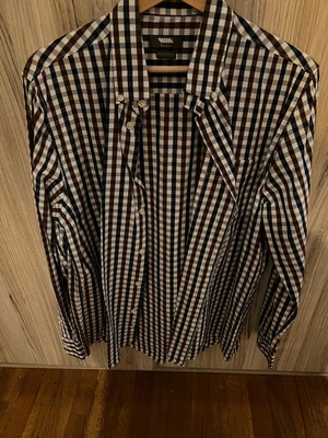 Checked shirt like new without tags size L