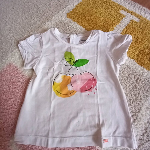 Mayoral baby clothing set like new for girls 24M with T-shirt and shorts