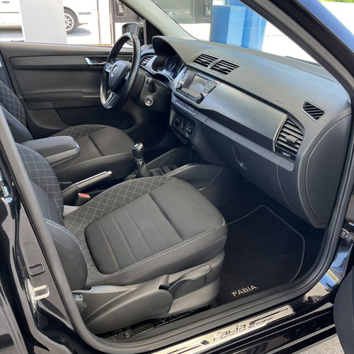 Skoda Fabia 1.4 TDI 90HP Style 2015 like new, manual, diesel, black