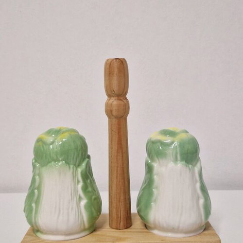 Vintage salt and pepper set with wooden base new, 5 sets