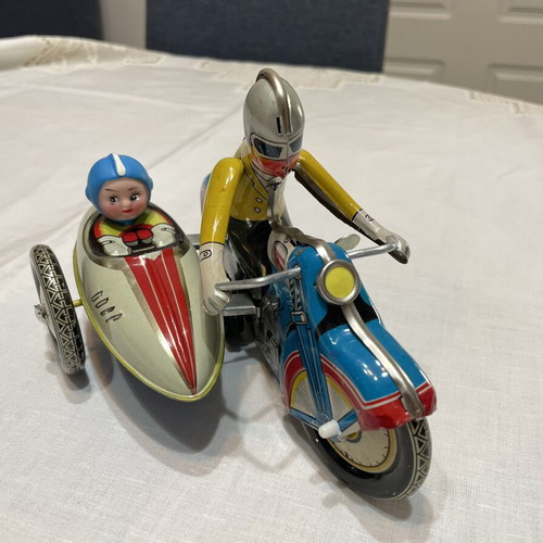 Tricycle motorcycle vintage tin wind-up toy like new