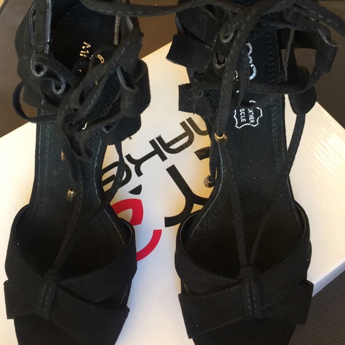 Makgio lace up sandals new, size 38, black