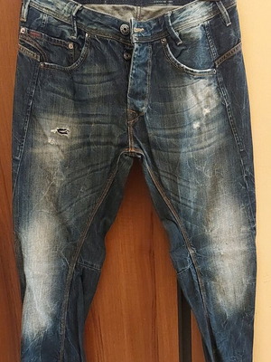 Jeans pants used, size 32 to 34