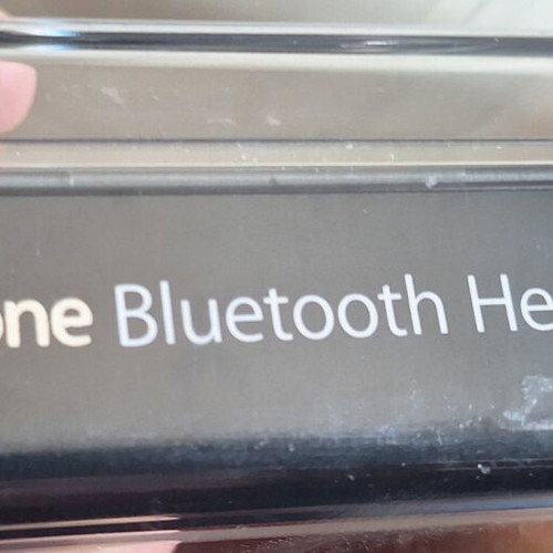 Apple iPhone Bluetooth Headset MB536ZM/A factory sealed vintage 2008