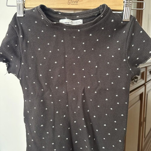 T-shirt with stars Pull & Bear like new, black and white, XS