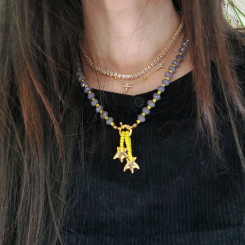 Necklace purple and yellow with detachable central element