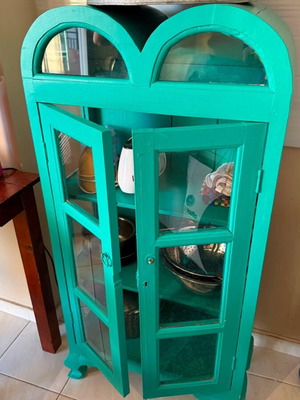 Kitchen cabinet used