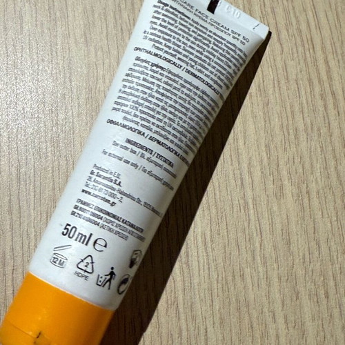 Carroten face cream SPF 50 used