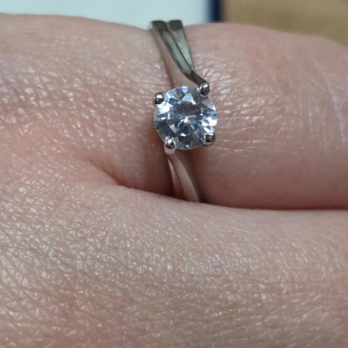 White Gold Solitaire Ring New with Zircon 585 Carat