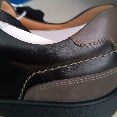 Men's leather shoes brown new, size 43
