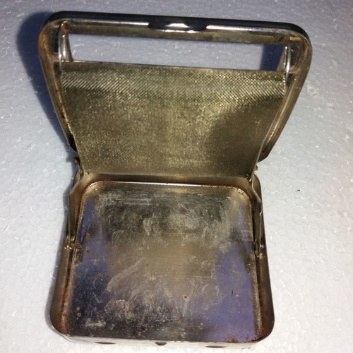 Metal case for rolling cigarettes used