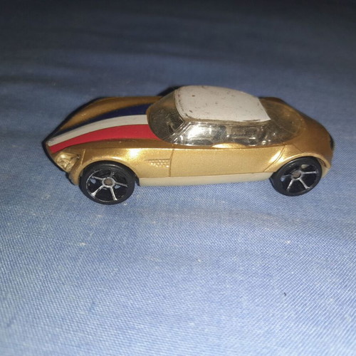 Hot Wheels Avant Garde μεταχειρισμένο μεταλλικό αυτοκίνητο με φθορές στο χρώμα