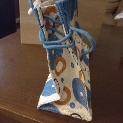 Handbags new, set of 2 straw bags