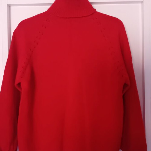 Turtleneck Sweater new, 100% wool, red, seamless French knit