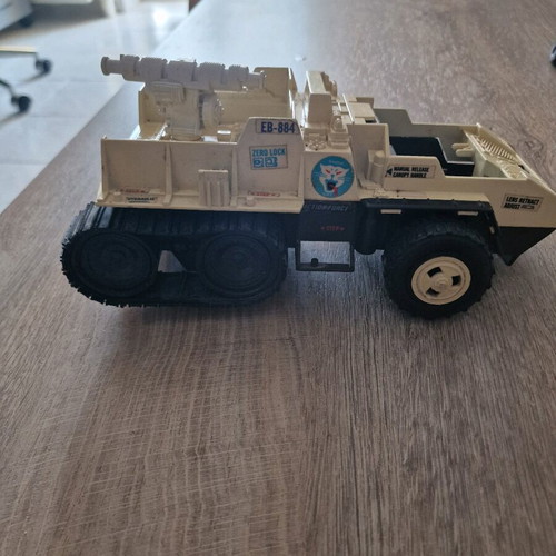 G.I Joe vehicle used without wheel