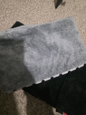 Fluffy scarves gray and black like new, double-sided