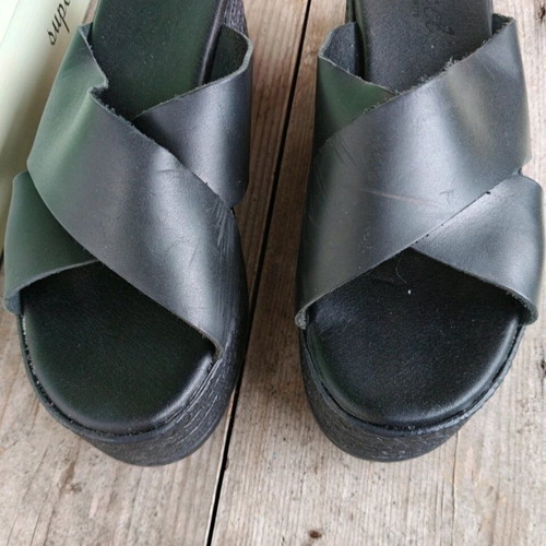 Black women's mules like new, size 38