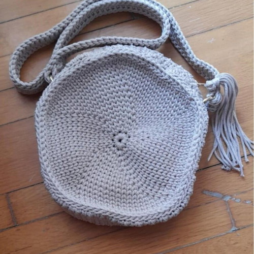 Handmade round shoulder bag beige, new, knitted