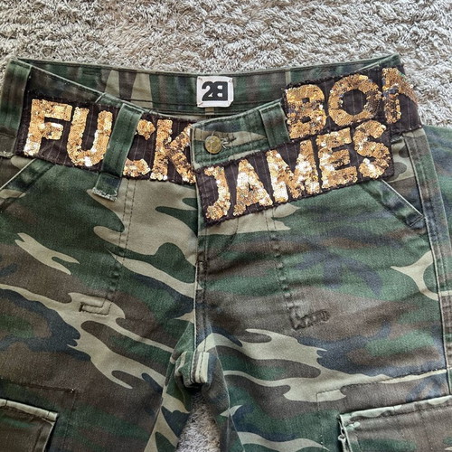 Camouflage pants like new, size XS, with gold decoration