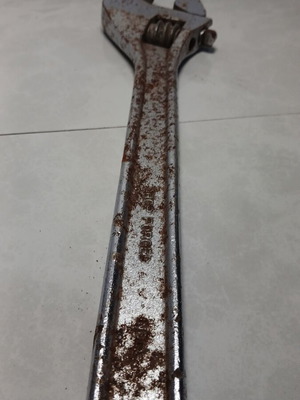 Adjustable wrench used